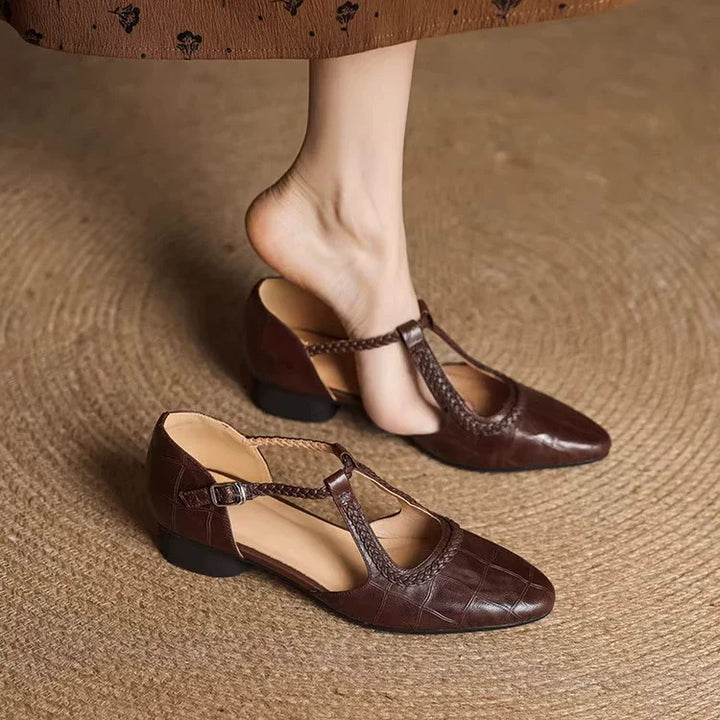 Mireille - Vintage Charm Sandals