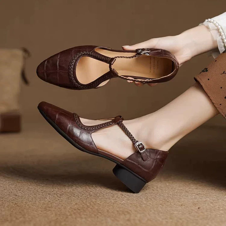 Mireille - Vintage Charm Sandals